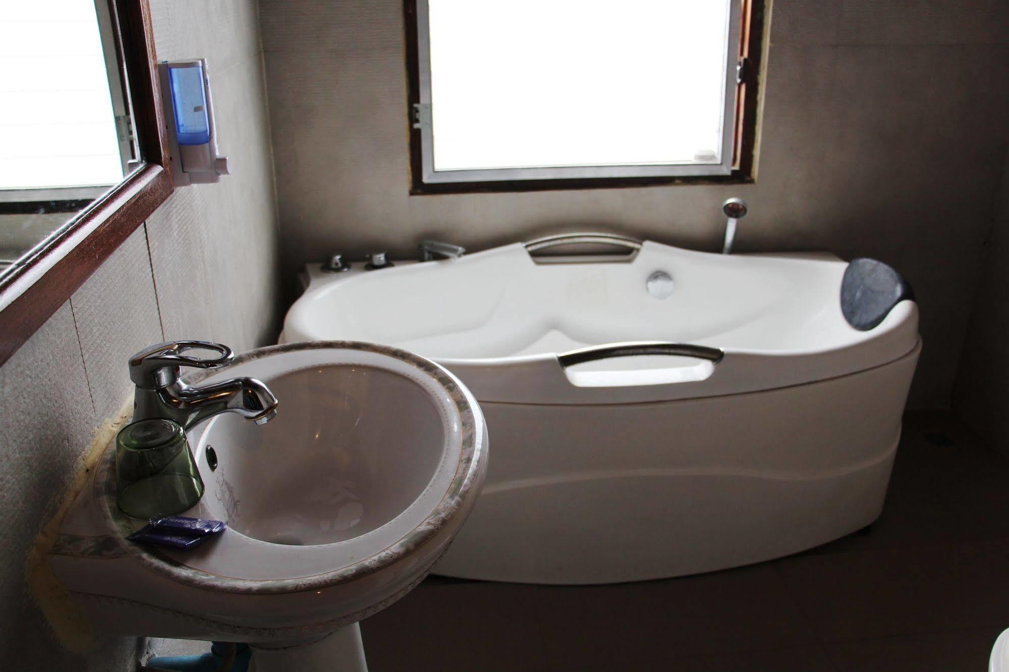 Thida Guesthouse Luang Prabang Exteriör bild